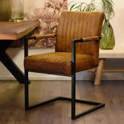 Eetkamerstoelen*HUUS Eetkamerstoel België met arml. – €179,- p.s (per 2 stuks)