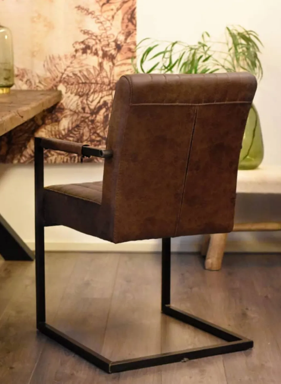 Eetkamerstoelen*HUUS Eetkamerstoel België met arml. – €179,- p.s (per 2 stuks)