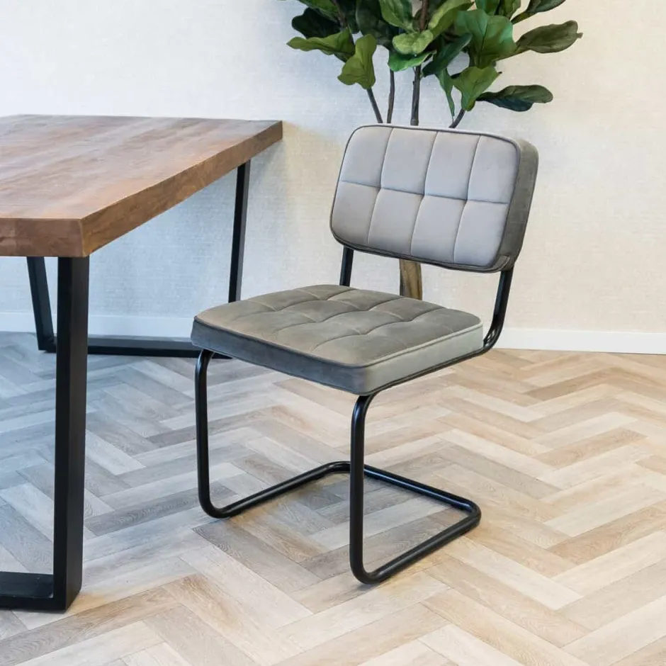 Eetkamerstoelen*HUUS Eetkamerstoel Ivy Buisframe Kick (per 2 stuks)
